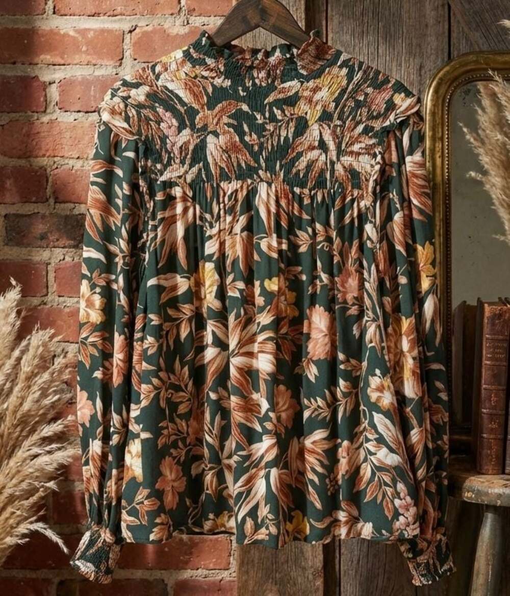 H&M Smocked High Neck Floral Blouse Size 6 - EK - Picture 2 of 6